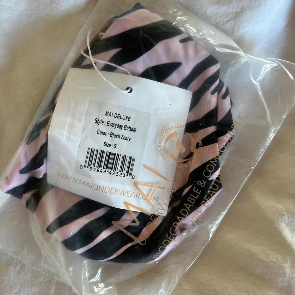 Mai Deluxe Everyday Bottom in blush zebra